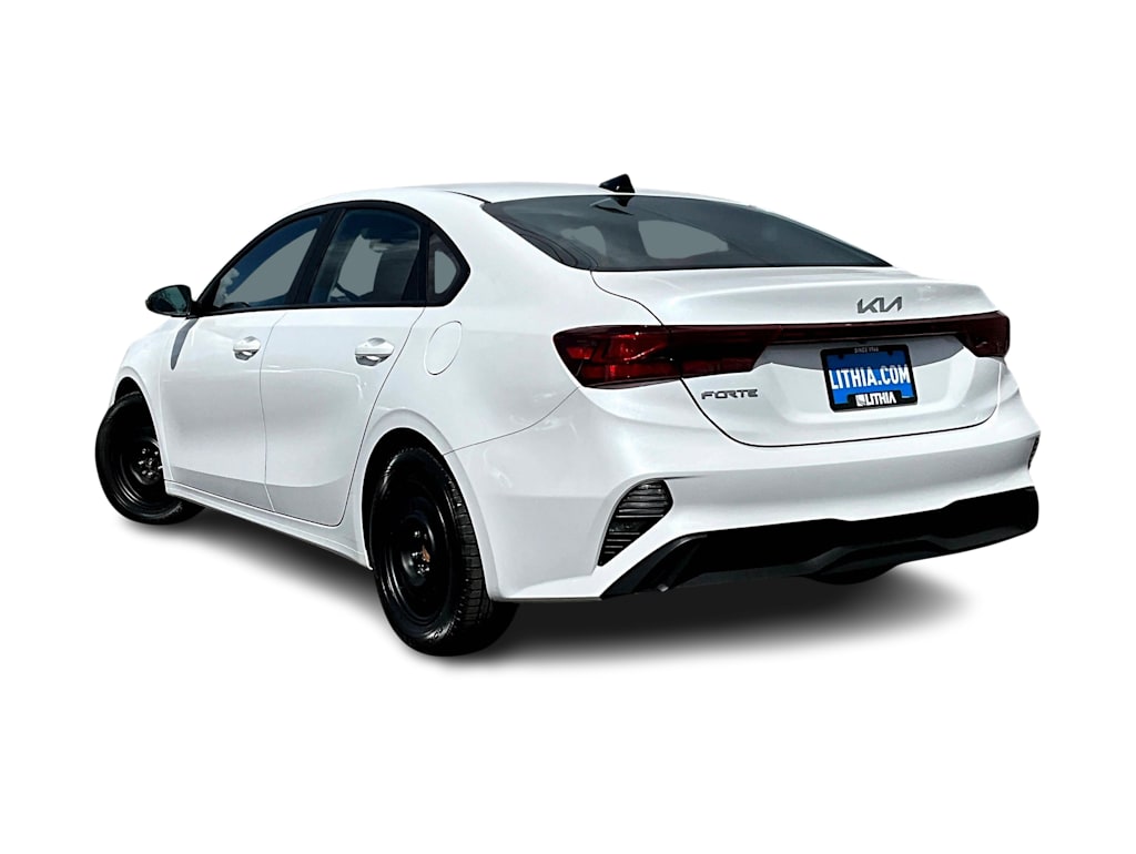 2023 Kia Forte LXS 3