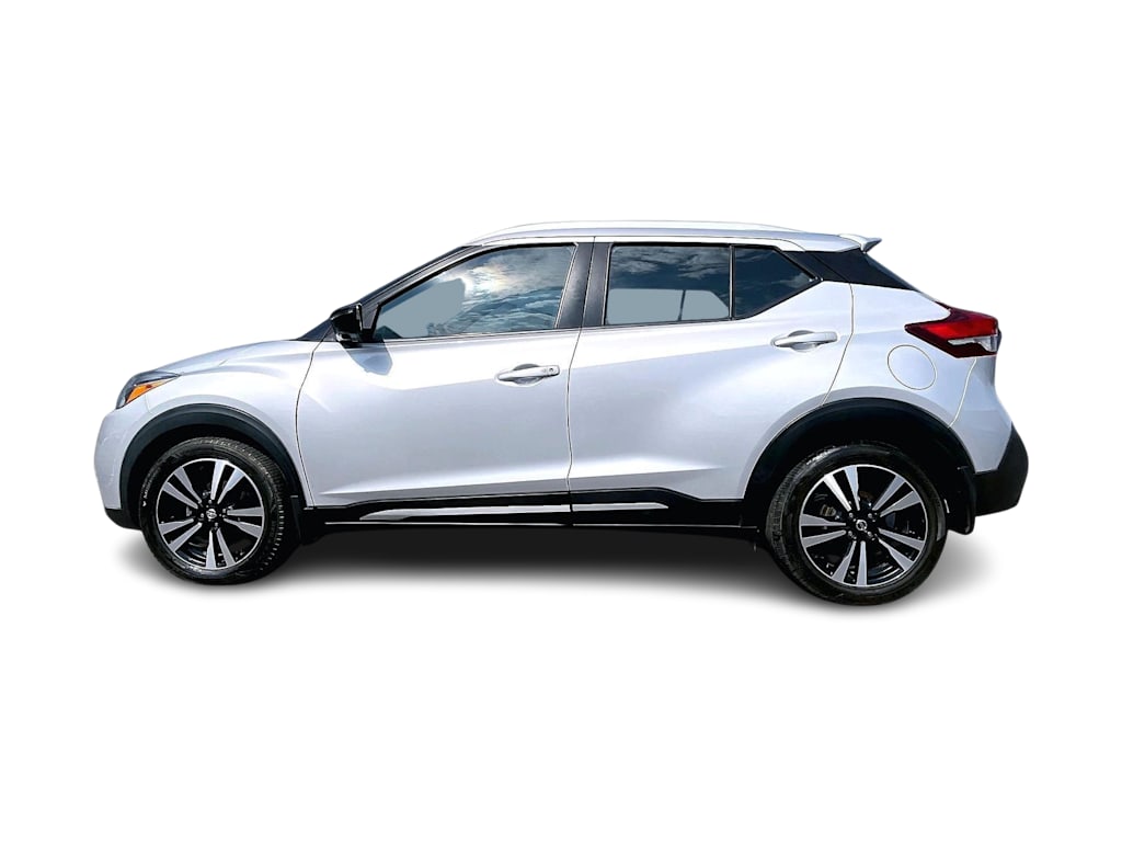Thumbnail: 2020 Nissan Kicks - 3