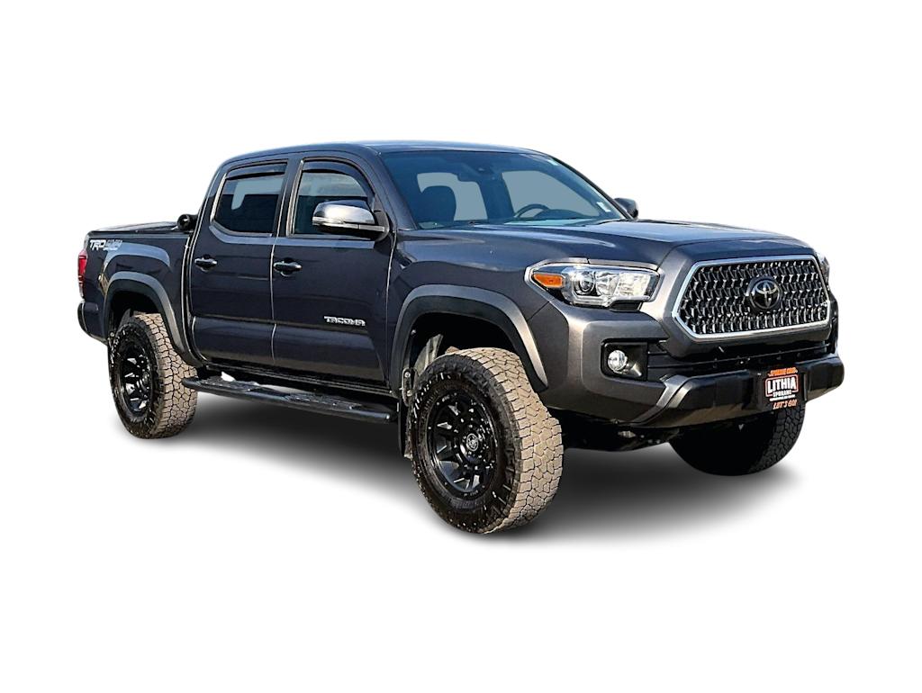 Thumbnail: 2019 Toyota Tacoma - 22