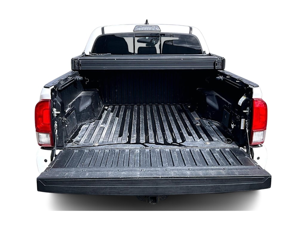 Thumbnail: 2017 Toyota Tacoma - 17