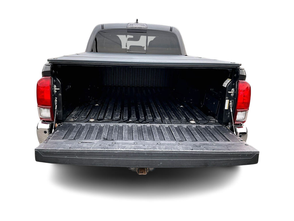 Thumbnail: 2019 Toyota Tacoma - 19