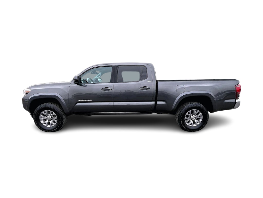 Thumbnail: 2019 Toyota Tacoma - 3