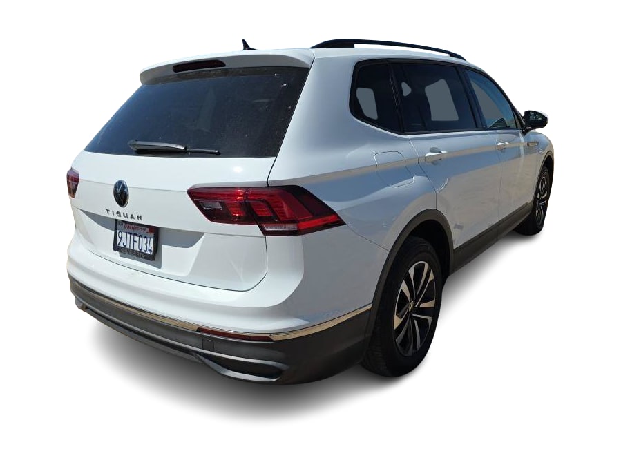Thumbnail: 2023 Volkswagen Tiguan - 7