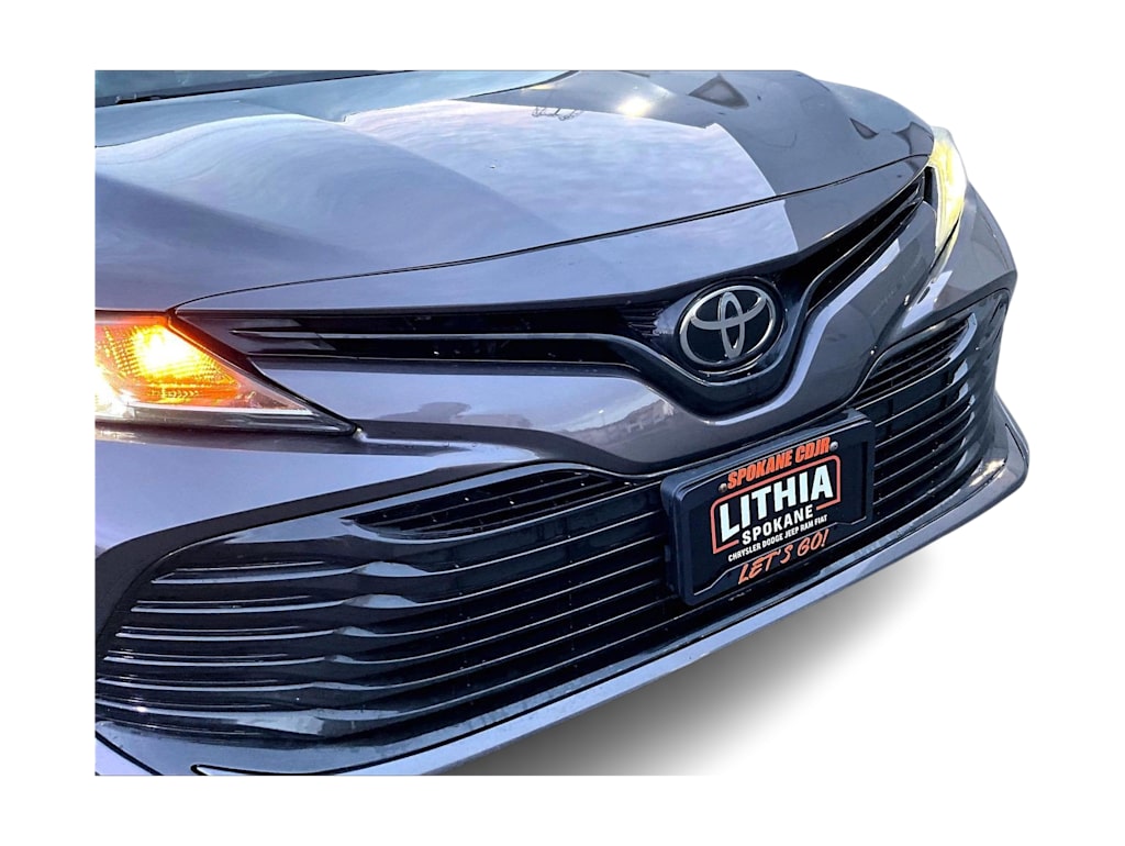 Thumbnail: 2020 Toyota Camry - 32