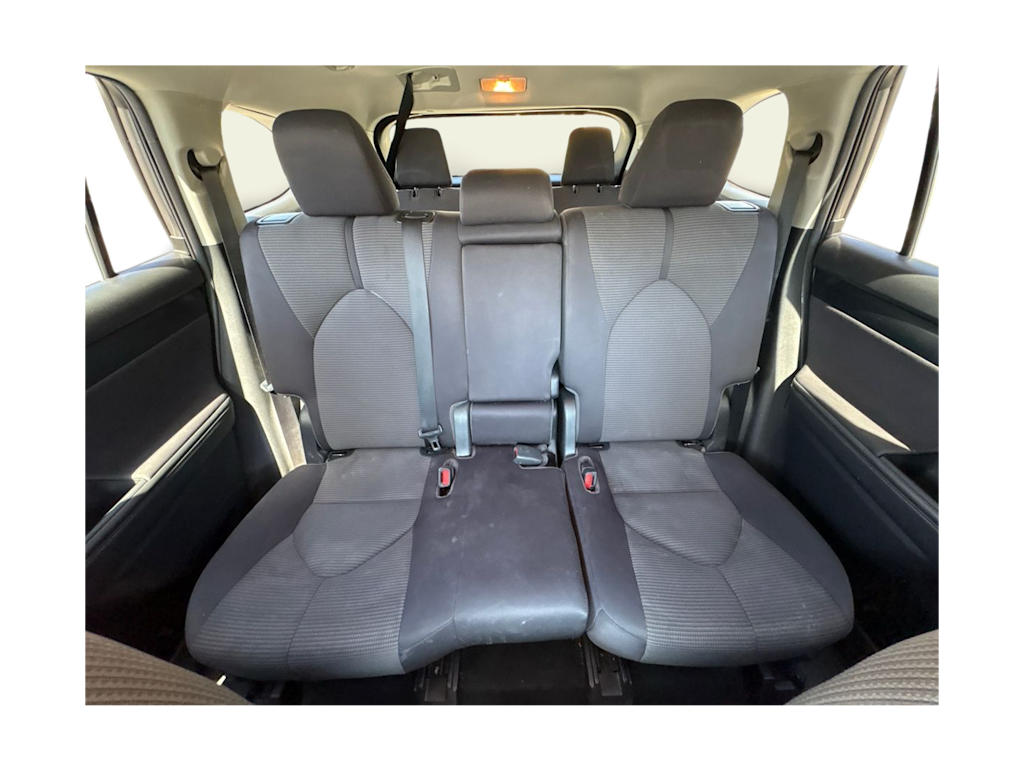 Thumbnail: 2021 Toyota Highlander - 7