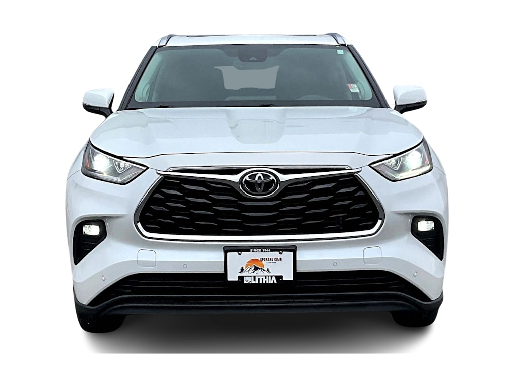 Thumbnail: 2022 Toyota Highlander - 6