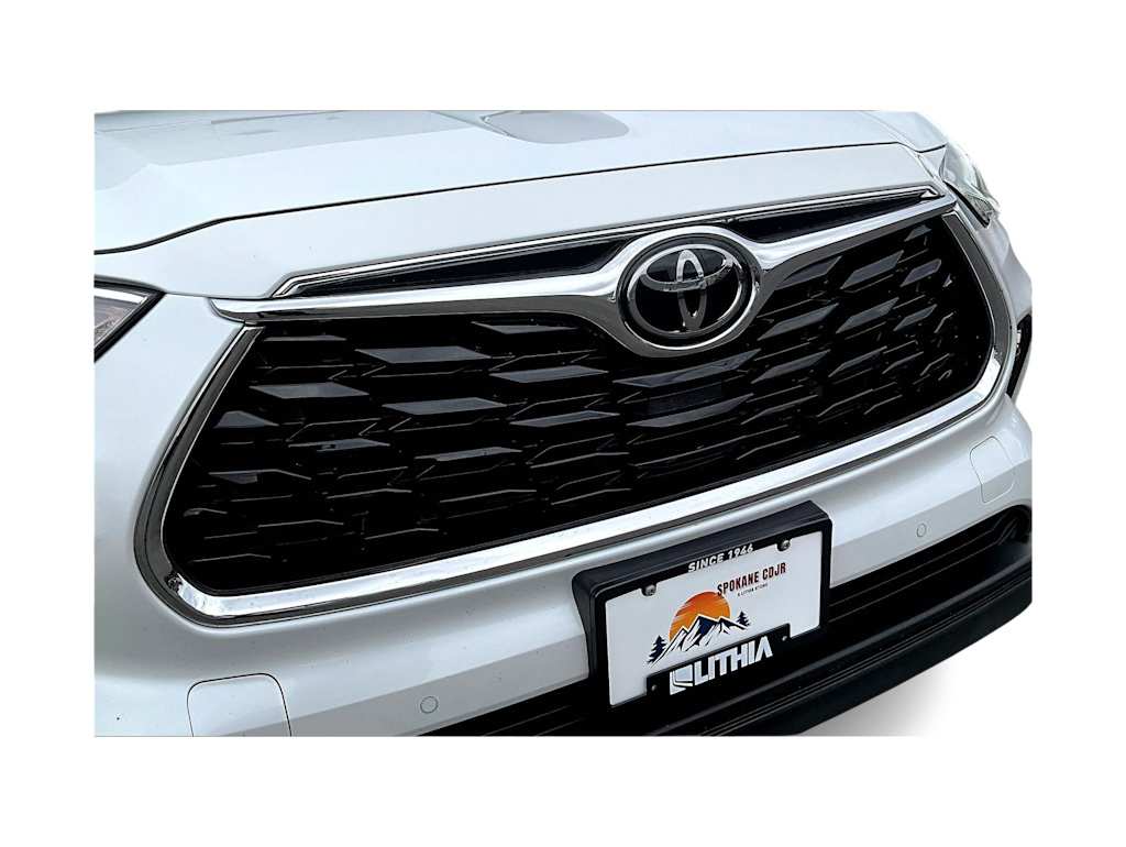 Thumbnail: 2022 Toyota Highlander - 33