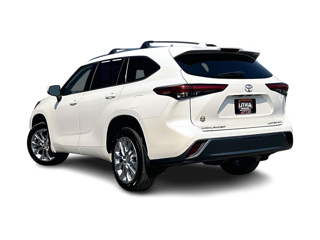 Thumbnail: 2021 Toyota Highlander - 4