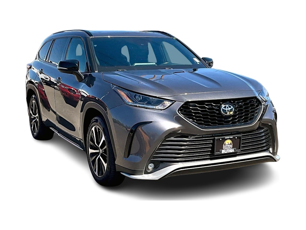 Thumbnail: 2021 Toyota Highlander - 22