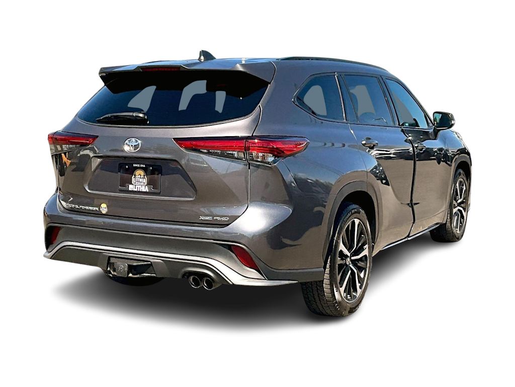 Thumbnail: 2021 Toyota Highlander - 23