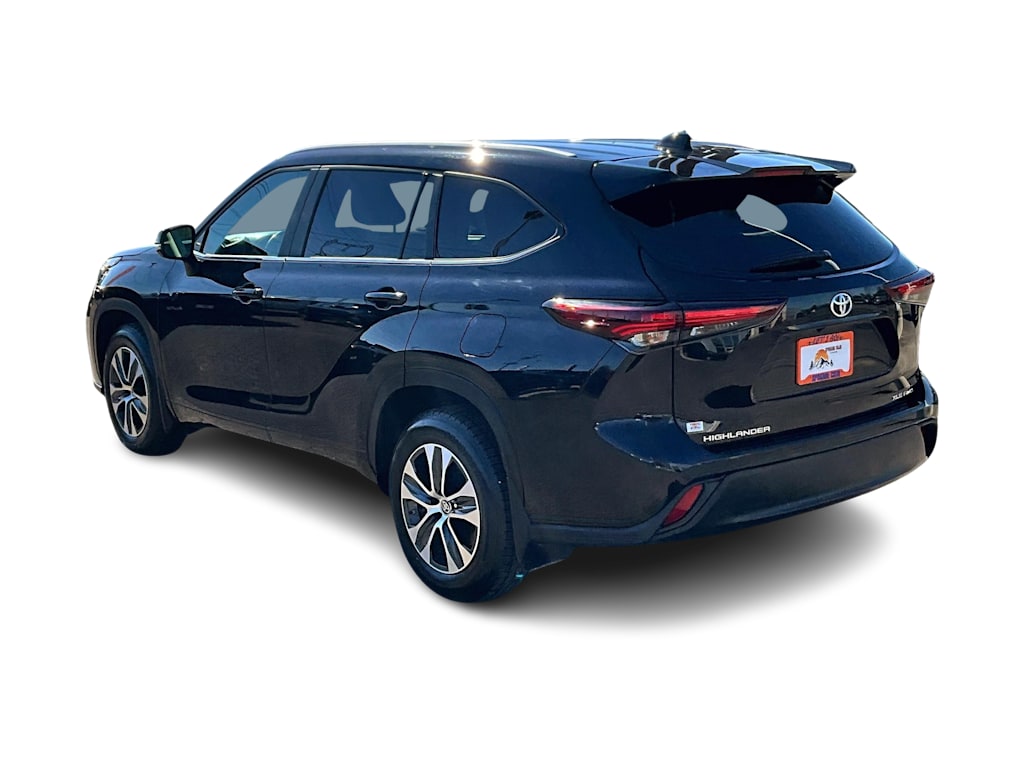 Thumbnail: 2024 Toyota Highlander - 4