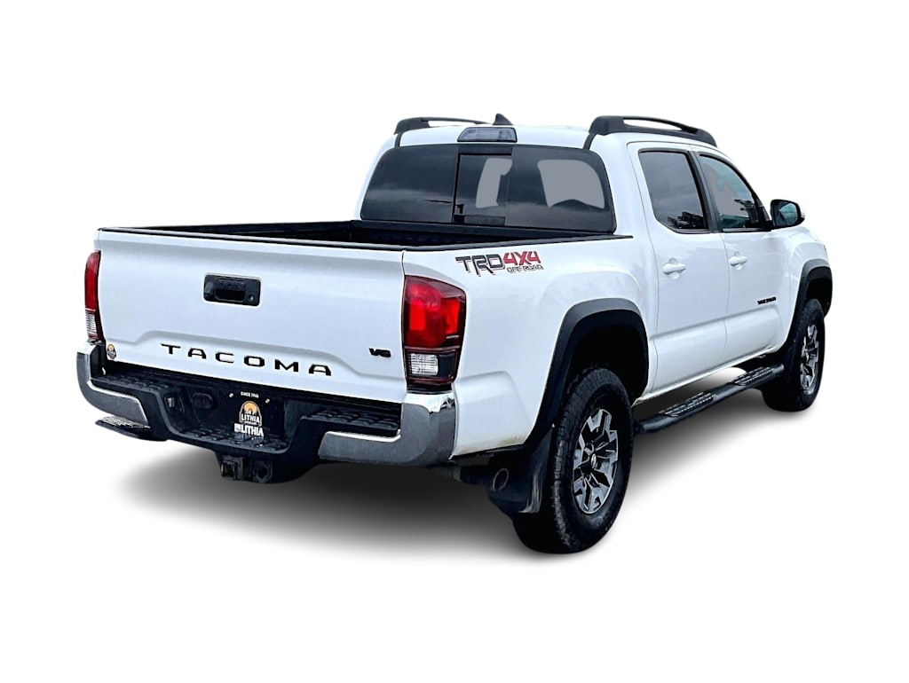Thumbnail: 2019 Toyota Tacoma - 24
