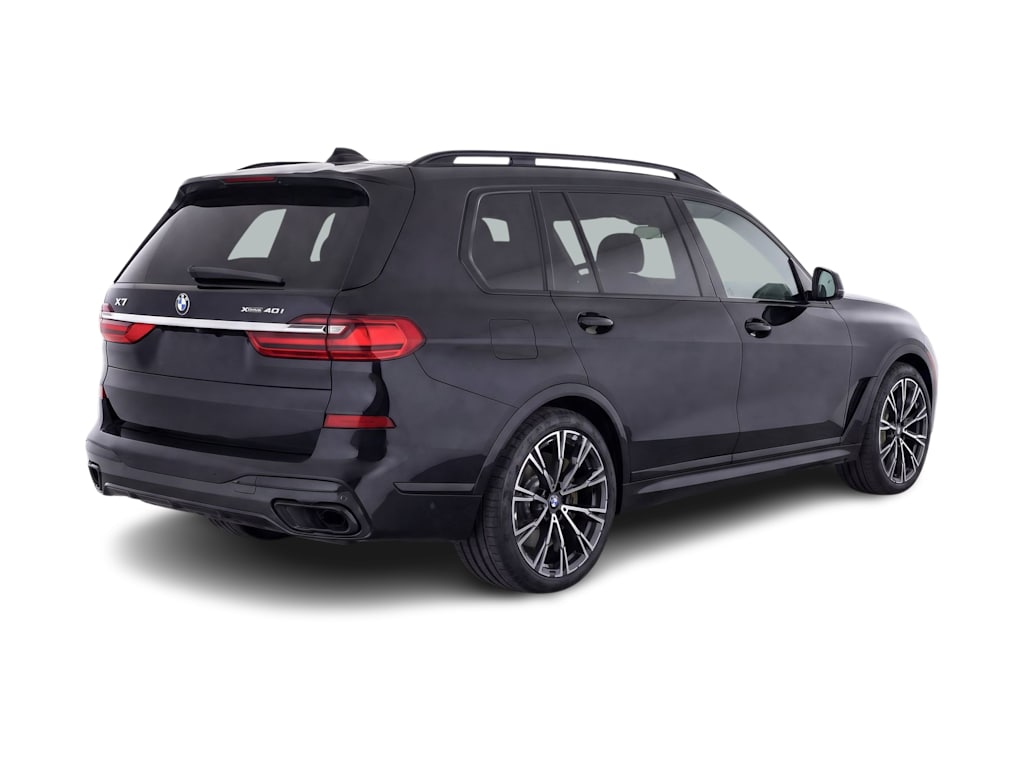 Thumbnail: 2021 BMW X7 - 7