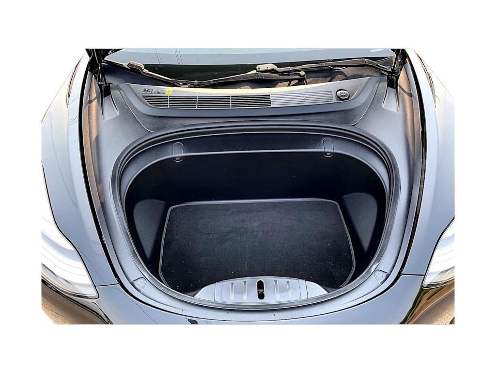 Thumbnail: 2018 Tesla Model 3 - 17