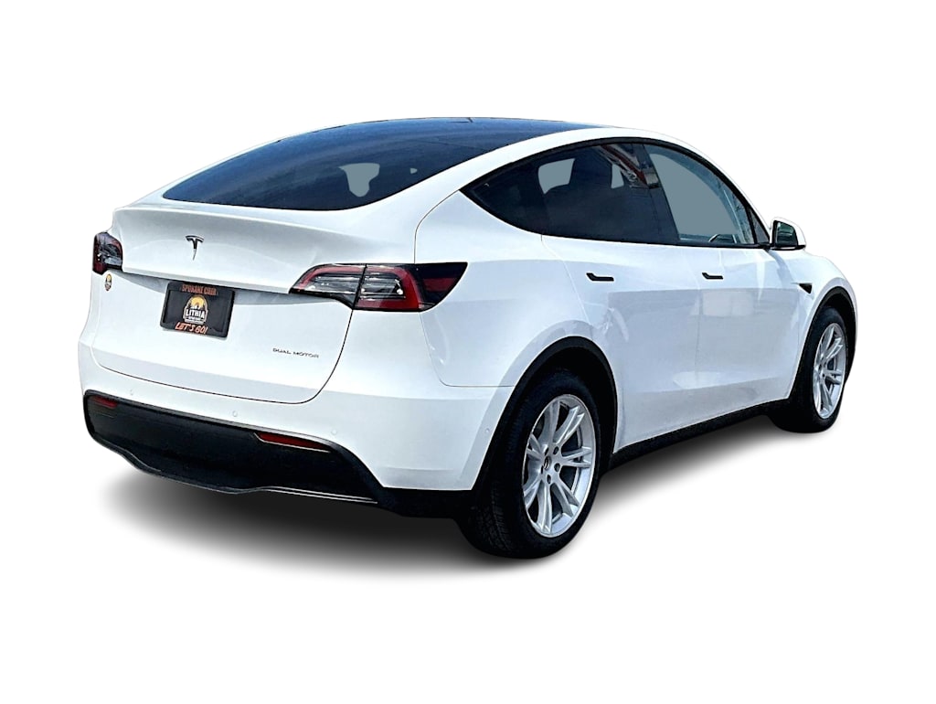 Thumbnail: 2021 Tesla Model Y - 24