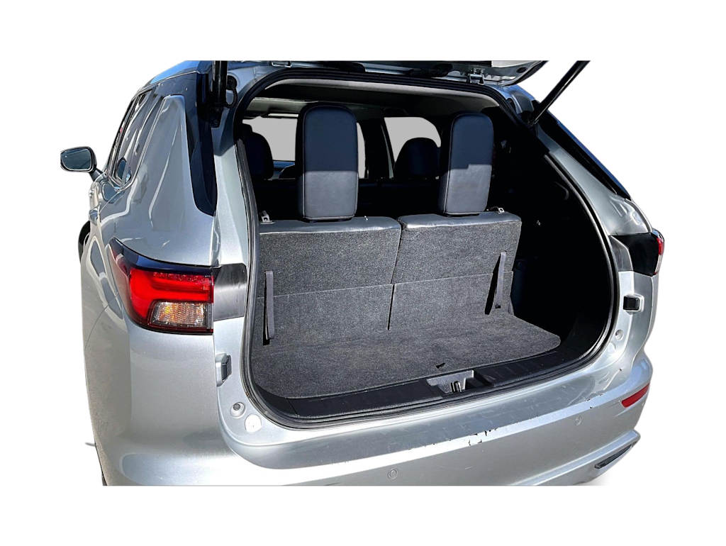 Thumbnail: 2024 Mitsubishi Outlander - 18