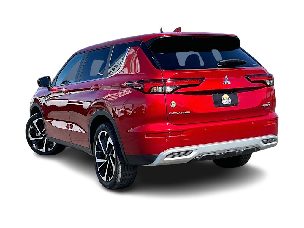 Thumbnail: 2025 Mitsubishi Outlander - 4