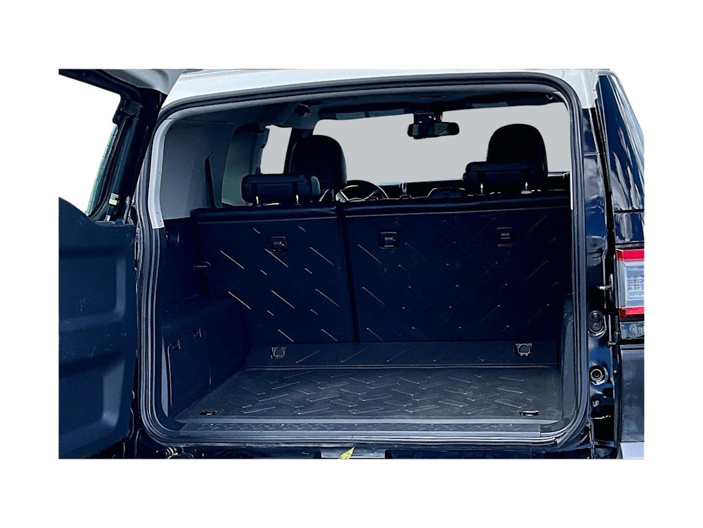 Thumbnail: 2014 Toyota FJ Cruiser - 17