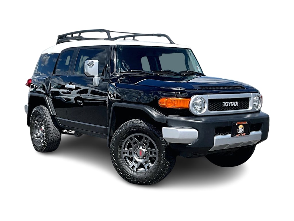 Thumbnail: 2014 Toyota FJ Cruiser - 22
