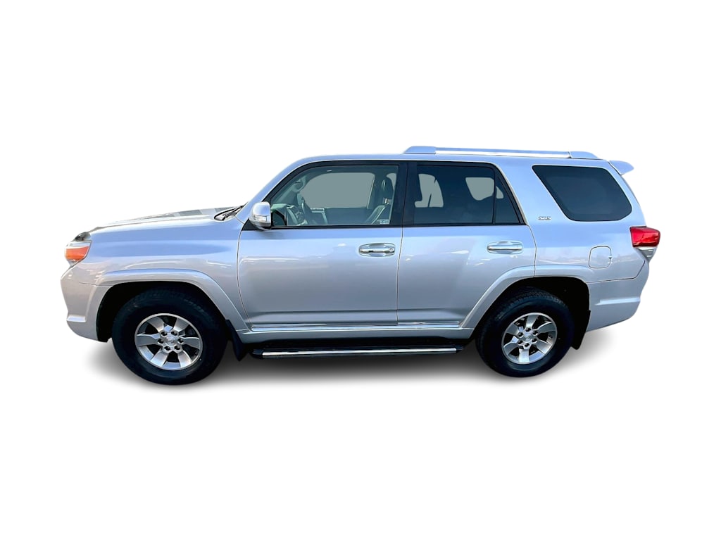 Thumbnail: 2012 Toyota 4Runner - 3