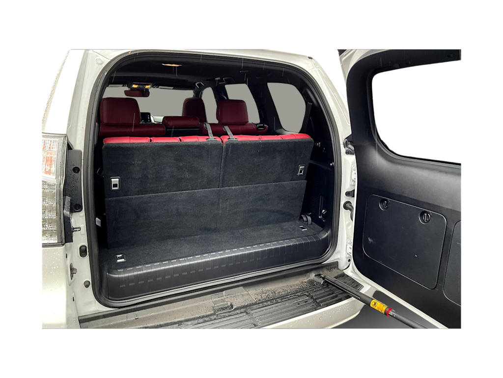 Thumbnail: 2023 Lexus GX - 19