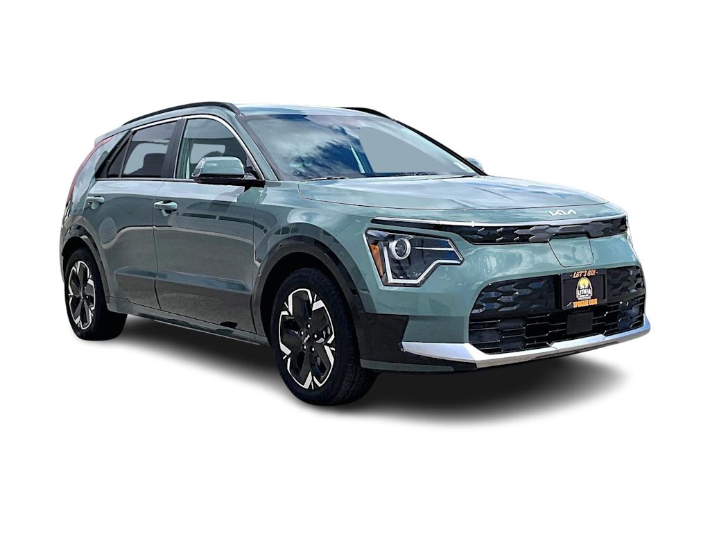 Thumbnail: 2023 Kia Niro - 22