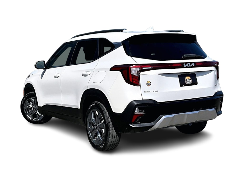 Thumbnail: 2024 Kia Seltos - 4