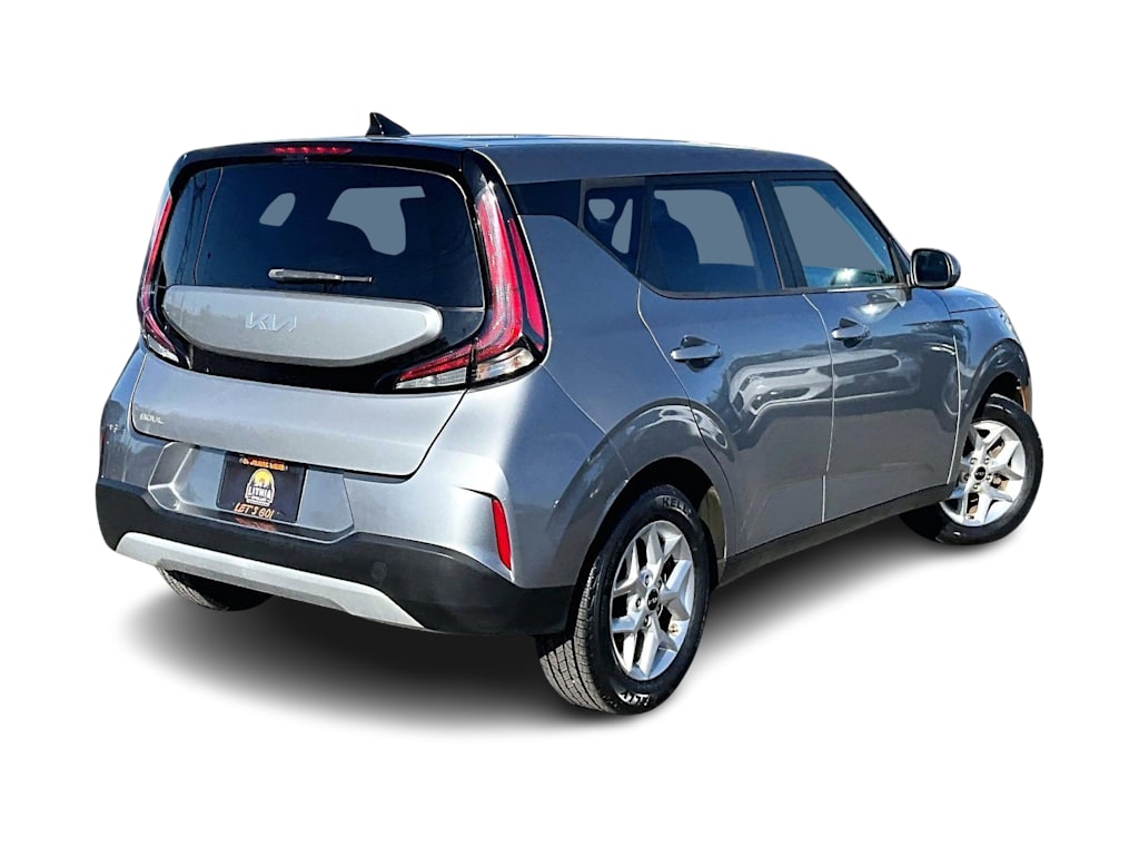 Thumbnail: 2023 Kia Soul - 24