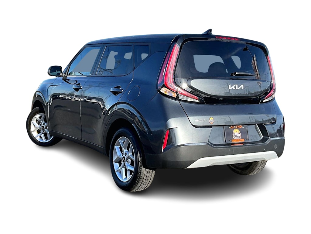 Thumbnail: 2023 Kia Soul - 4