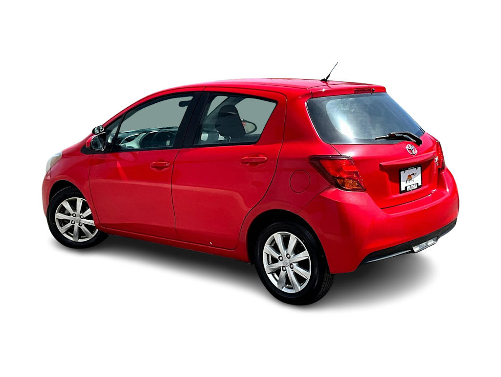 Thumbnail: 2016 Toyota Yaris - 3