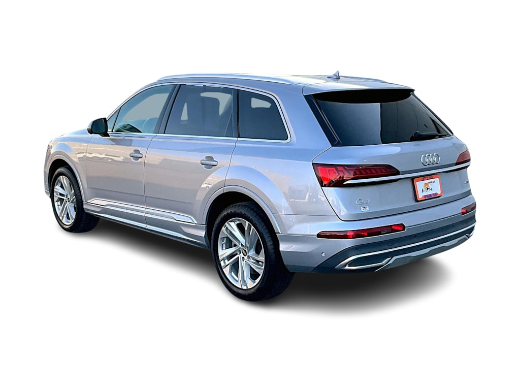 Thumbnail: 2022 Audi Q7 - 4