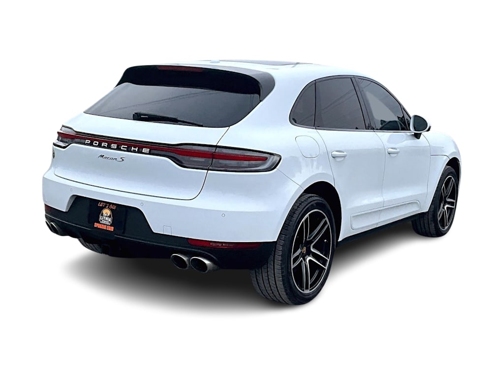 Thumbnail: 2020 Porsche Macan - 24