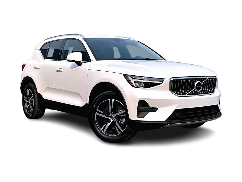 Thumbnail: 2025 Volvo XC40 - 23