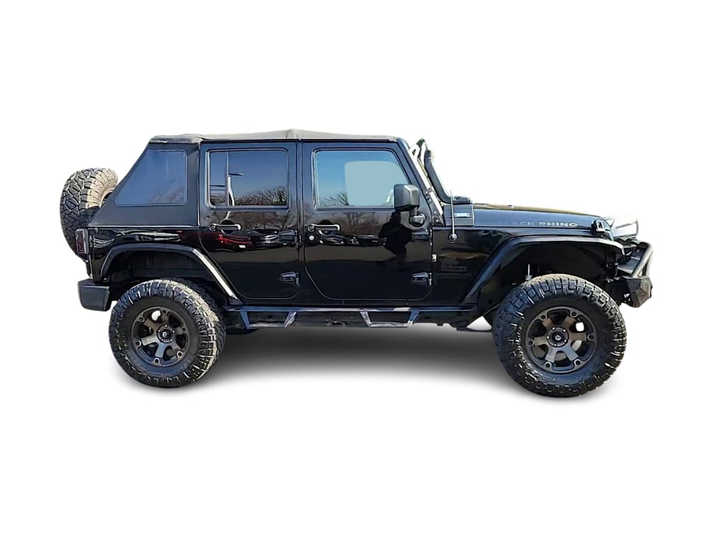 2015 Jeep Wrangler Unlimited Sport 17