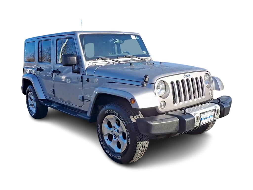 2014 Jeep Wrangler Unlimited Sahara 12