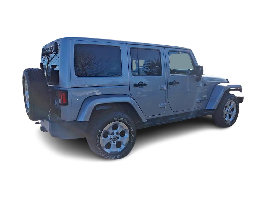 2014 Jeep Wrangler Unlimited Sahara 15