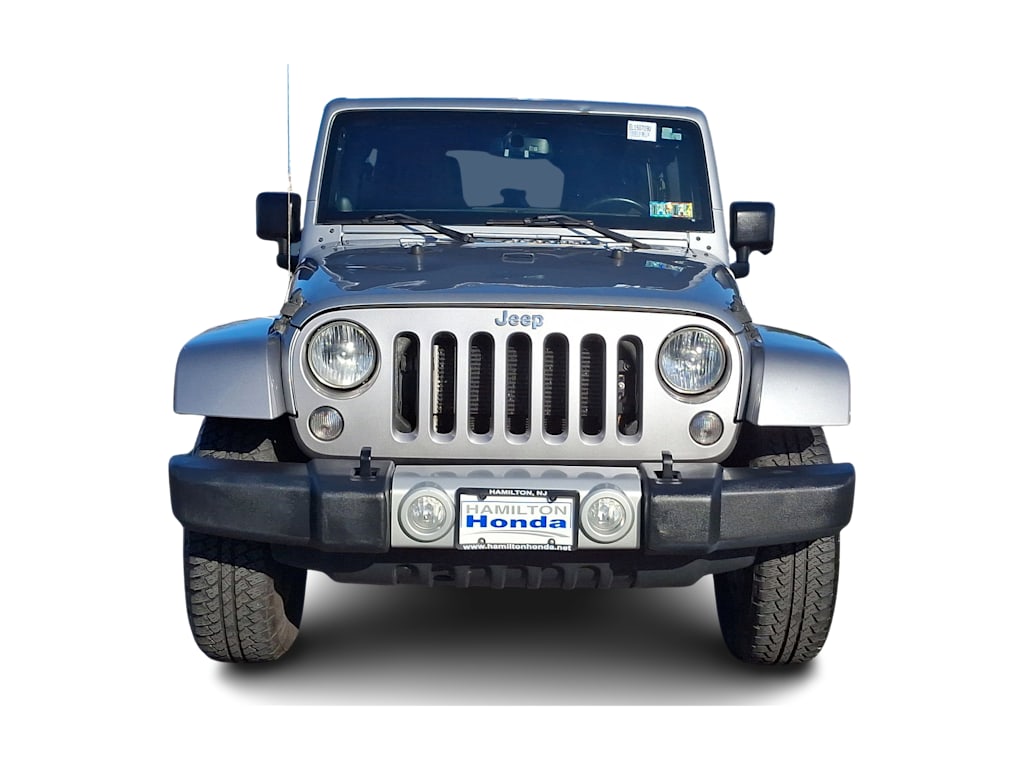 2014 Jeep Wrangler Unlimited Sahara 26