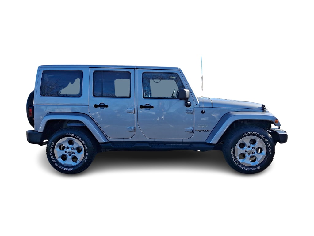 2014 Jeep Wrangler Unlimited Sahara 24