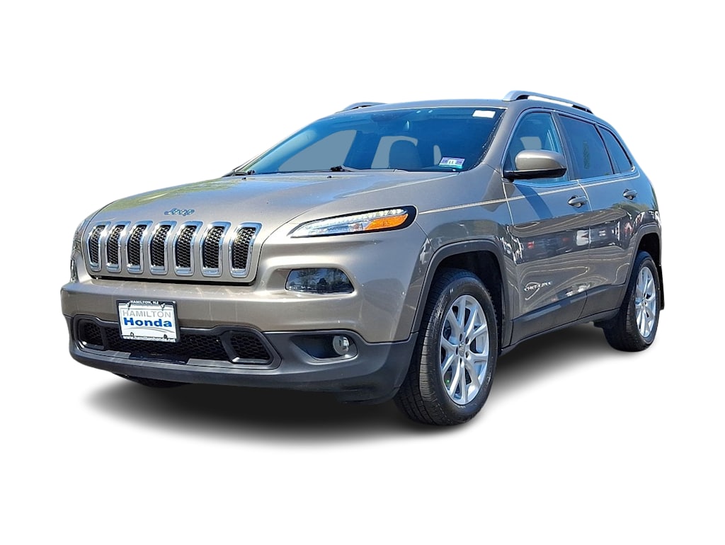 Used 2017 Jeep Cherokee Latitude with VIN 1C4PJLCB0HW586783 for sale in Casper, WY