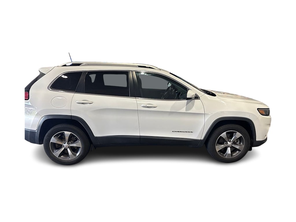 Thumbnail: 2019 Jeep Cherokee - 13