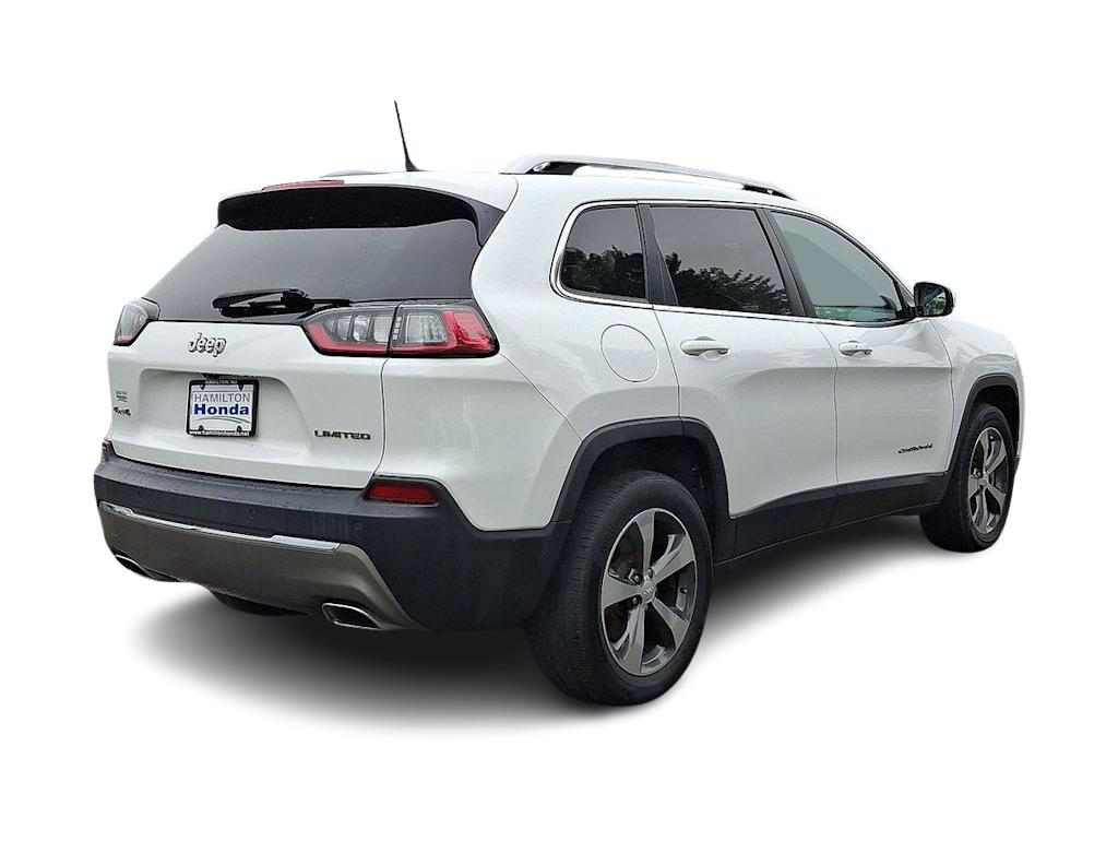 Thumbnail: 2019 Jeep Cherokee - 25