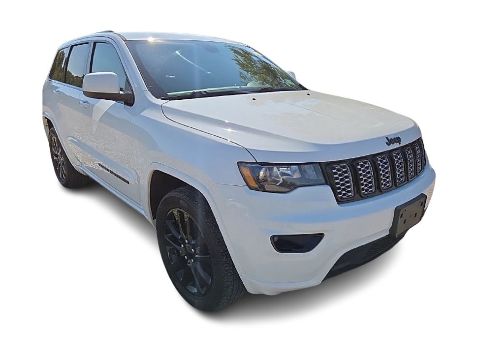 Thumbnail: 2018 Jeep Grand Cherokee - 14