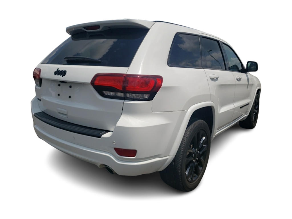 Thumbnail: 2022 Jeep Grand Cherokee - 15