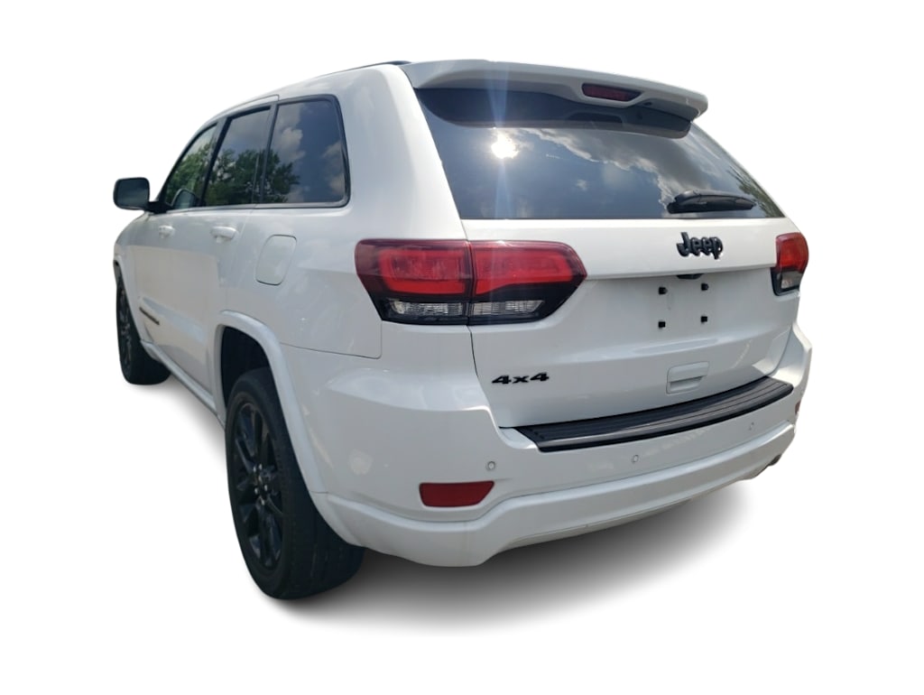 Thumbnail: 2022 Jeep Grand Cherokee - 4