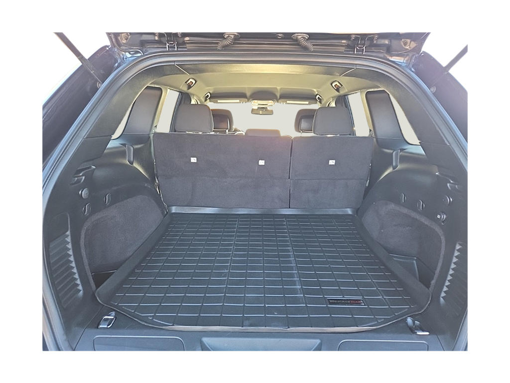 Thumbnail: 2015 Jeep Grand Cherokee - 12