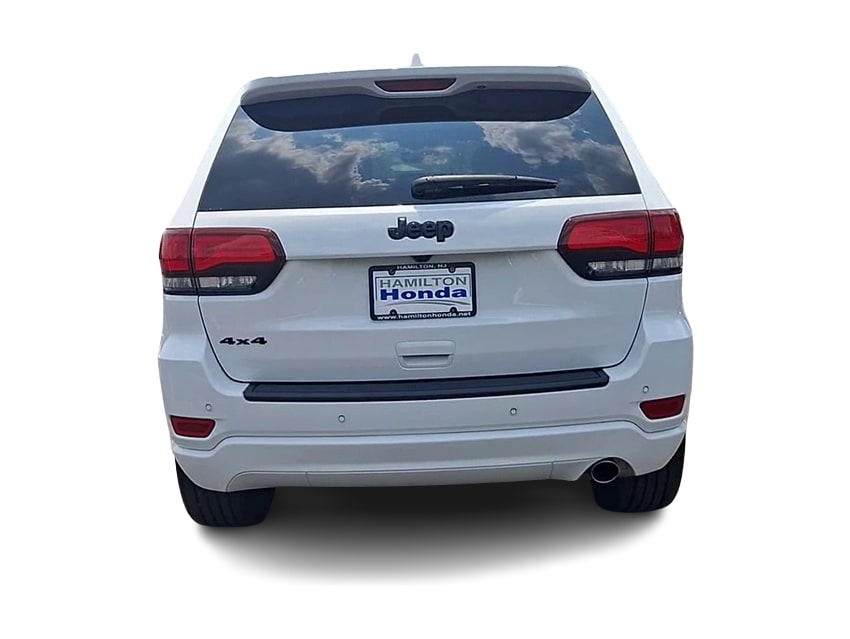 2022 Jeep Grand Cherokee Laredo 5