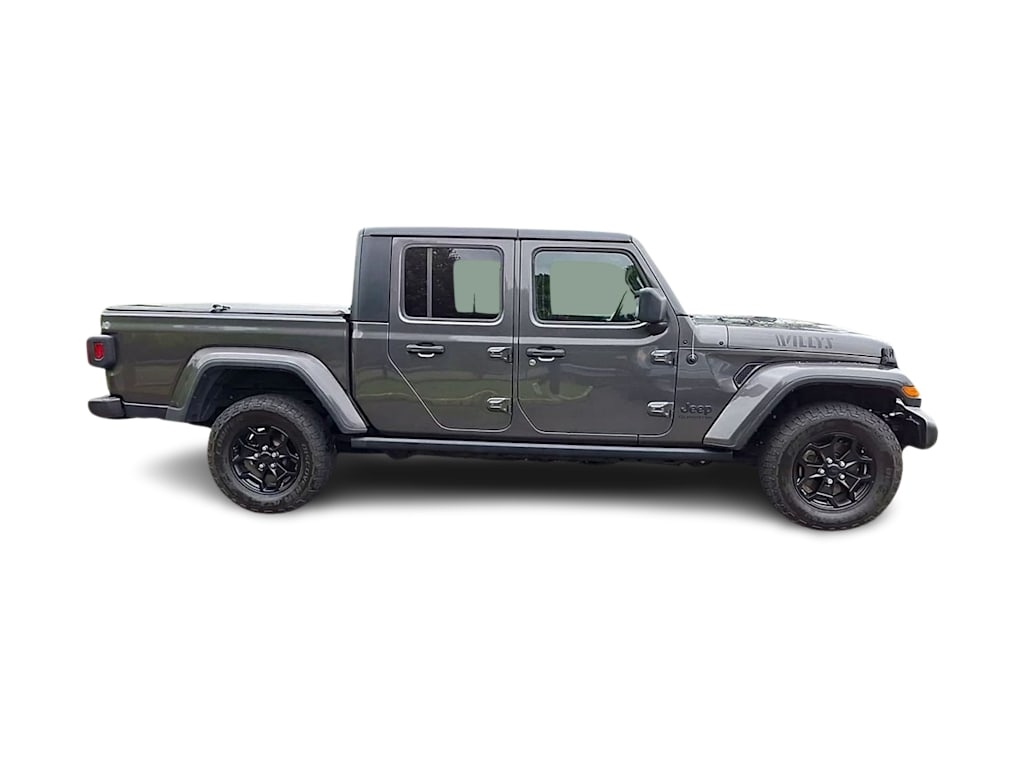 Thumbnail: 2021 Jeep Gladiator - 17