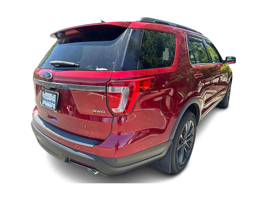 Thumbnail: 2018 Ford Explorer - 15
