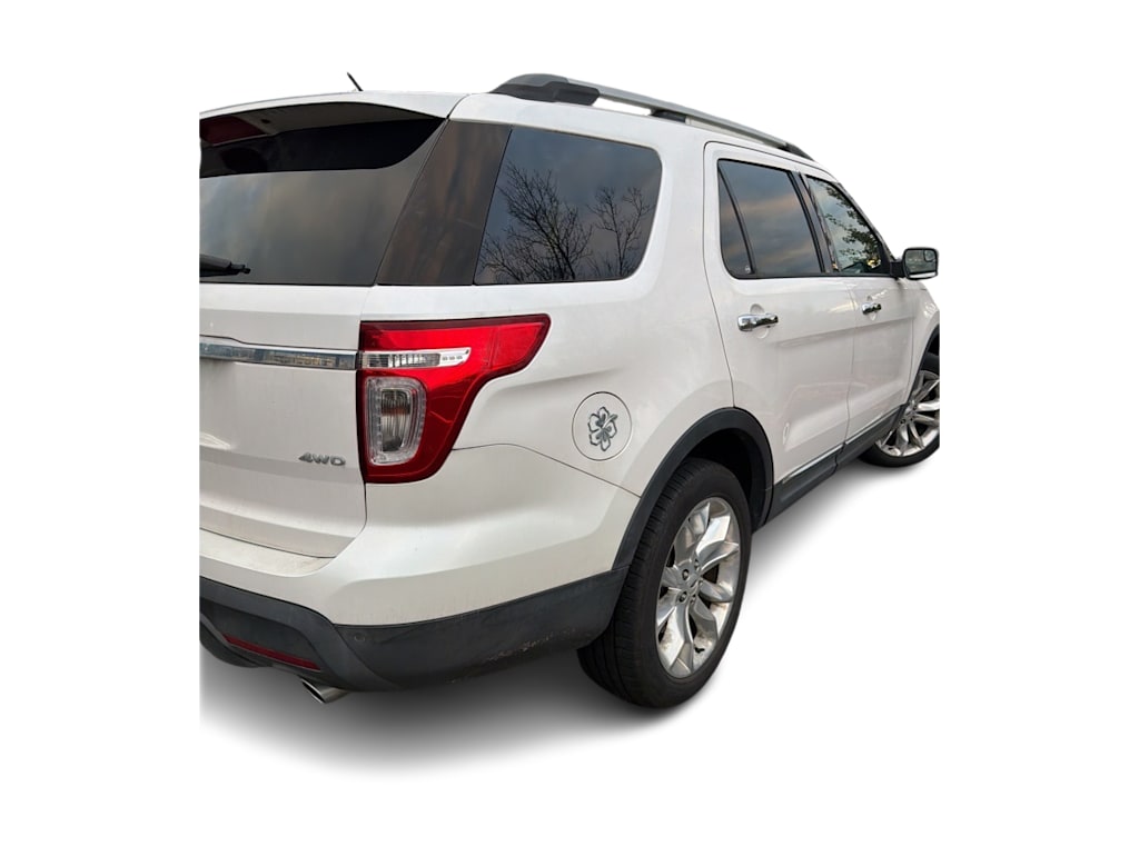 Thumbnail: 2013 Ford Explorer - 9