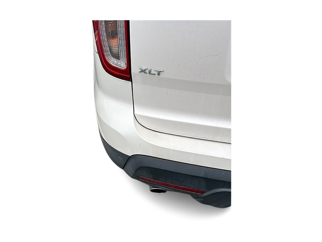 Thumbnail: 2013 Ford Explorer - 6